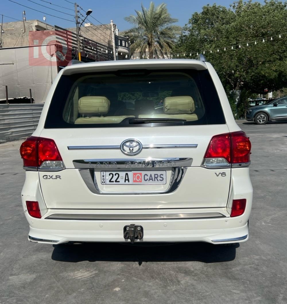 تويوتا لاندكروزر